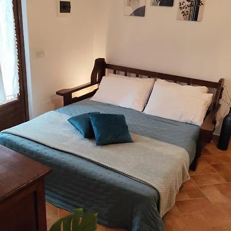 Lyfe Umbria Intera Con Piscina In Esclusiva *