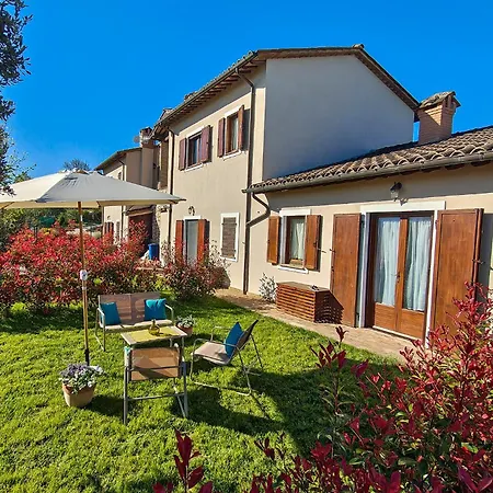 Lyfe Umbria Intera Con Piscina In Esclusiva Apartment