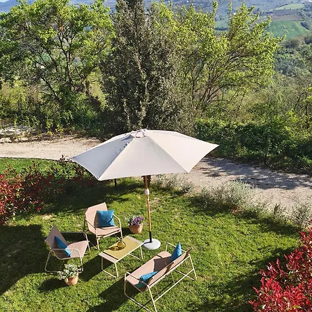 Lyfe Umbria Intera Con Piscina In Esclusiva